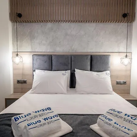 Aparthotel Blue Wave Luxury 4*