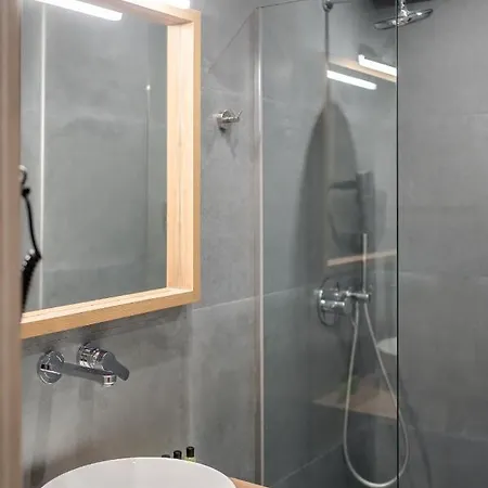 Blue Wave Luxury Nea Iraklitsa