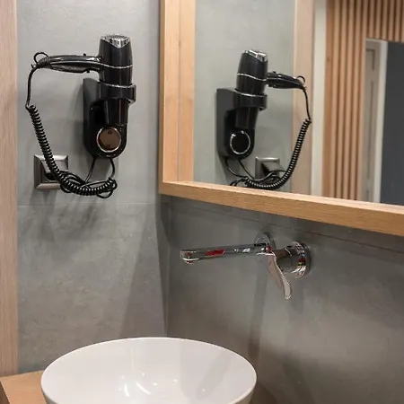 Blue Wave Luxury Aparthotel Nea Iraklitsa