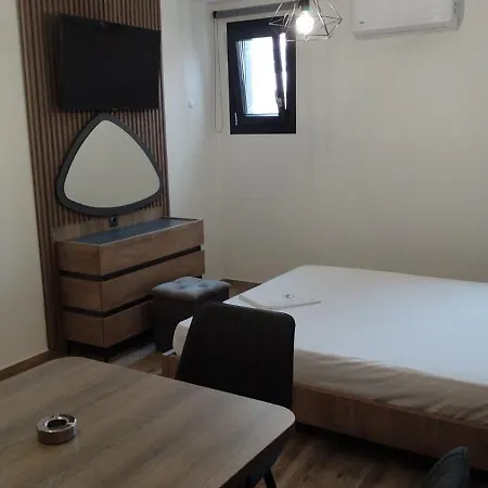 Blue Wave Luxury Aparthotel Nea Iraklitsa