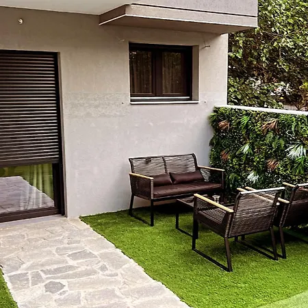 Blue Wave Luxury Aparthotel