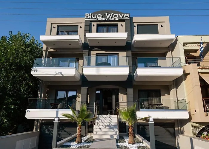 Blue Wave Luxury Nea Iraklitsa