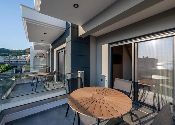 Blue Wave Luxury Nea Iraklitsa