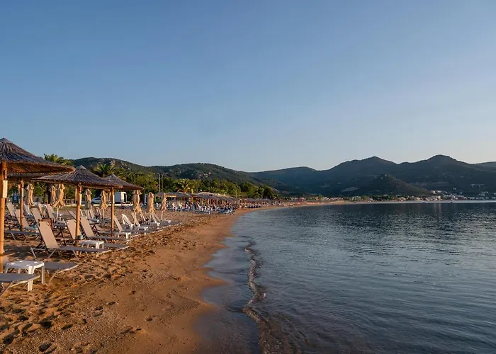 Blue Wave Luxury Apart Otel Nea Iraklitsa