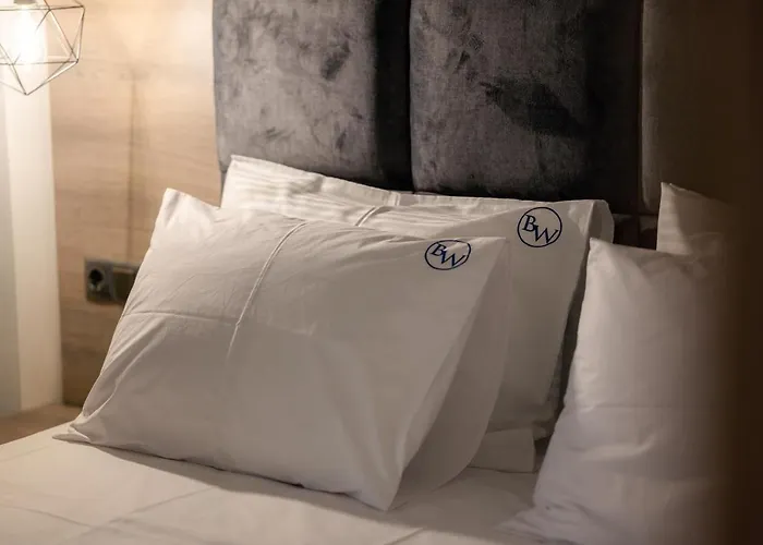 Blue Wave Luxury Apart Otel Nea Iraklitsa