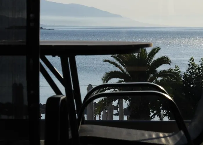 Blue Wave Luxury Apart Otel 4*